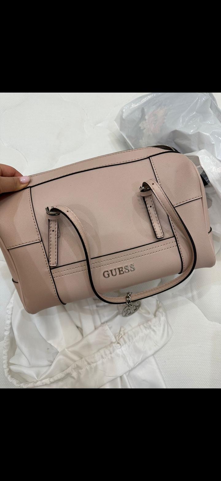Сумка Guess