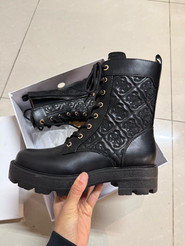 Ботинки Guess
