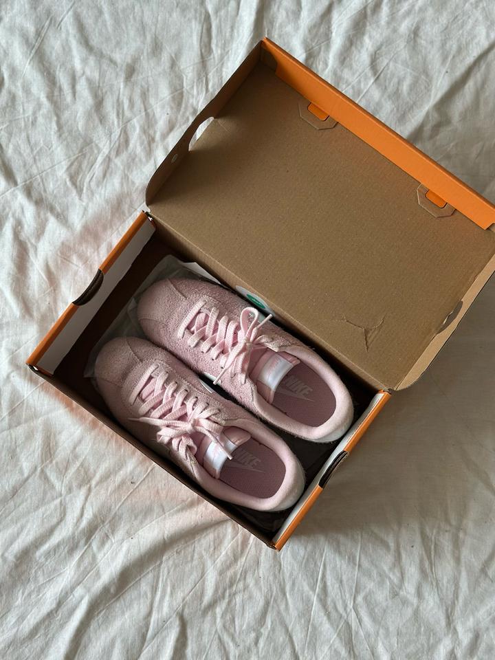 Nike