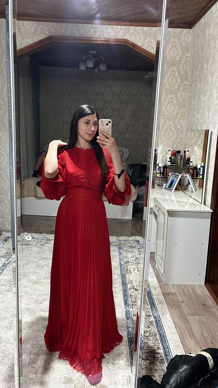 Zara Красное платье