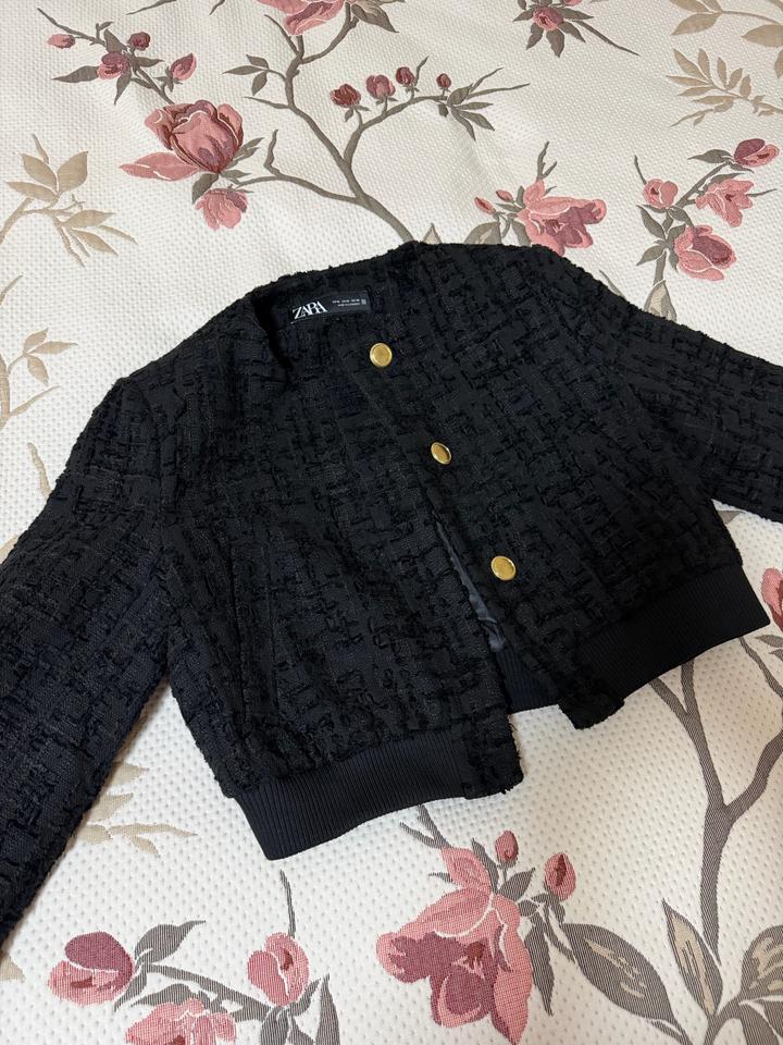 Укороченный твидовый жакет Zara
