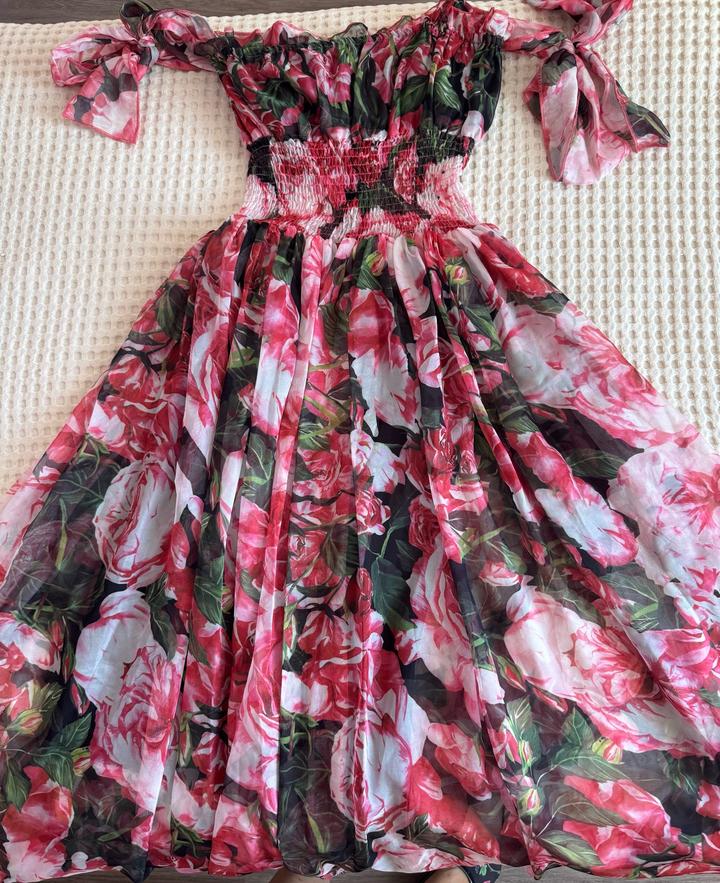 La Boutique Платье с цветочным принтом и открытыми плечами