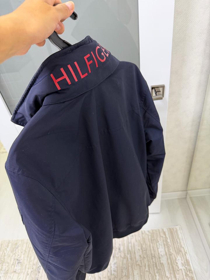 Ветровка Tommy Hilfiger