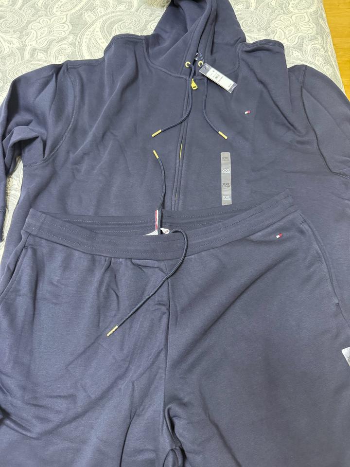 Tommy Hilfiger
