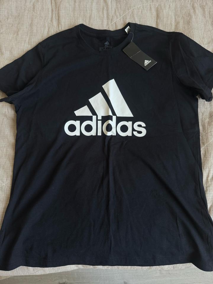 Футболка adidas