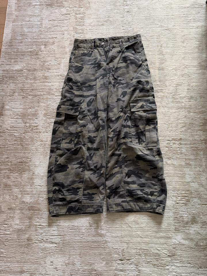 SHEIN Брюки карго камуфляжные