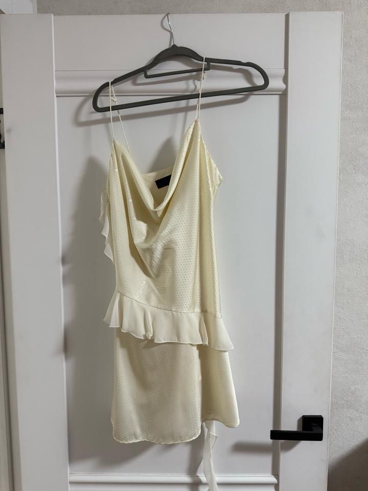 Платье Zara