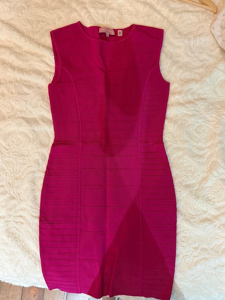 Платье Ted Baker