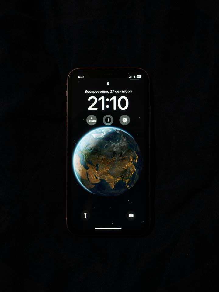 Apple iPhone 11
