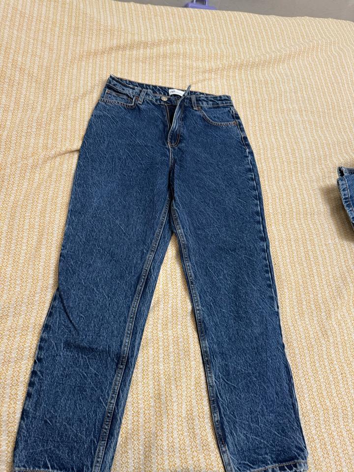 Женские джинсы ZARA
