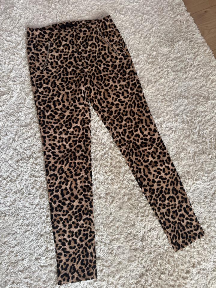 Брючки Zara