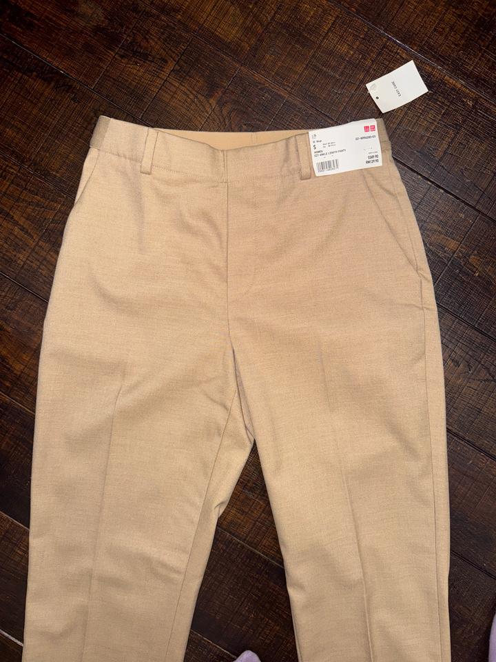 Uniqlo Женские брюки классические укороченные (Ezy Ankle Length Pants)