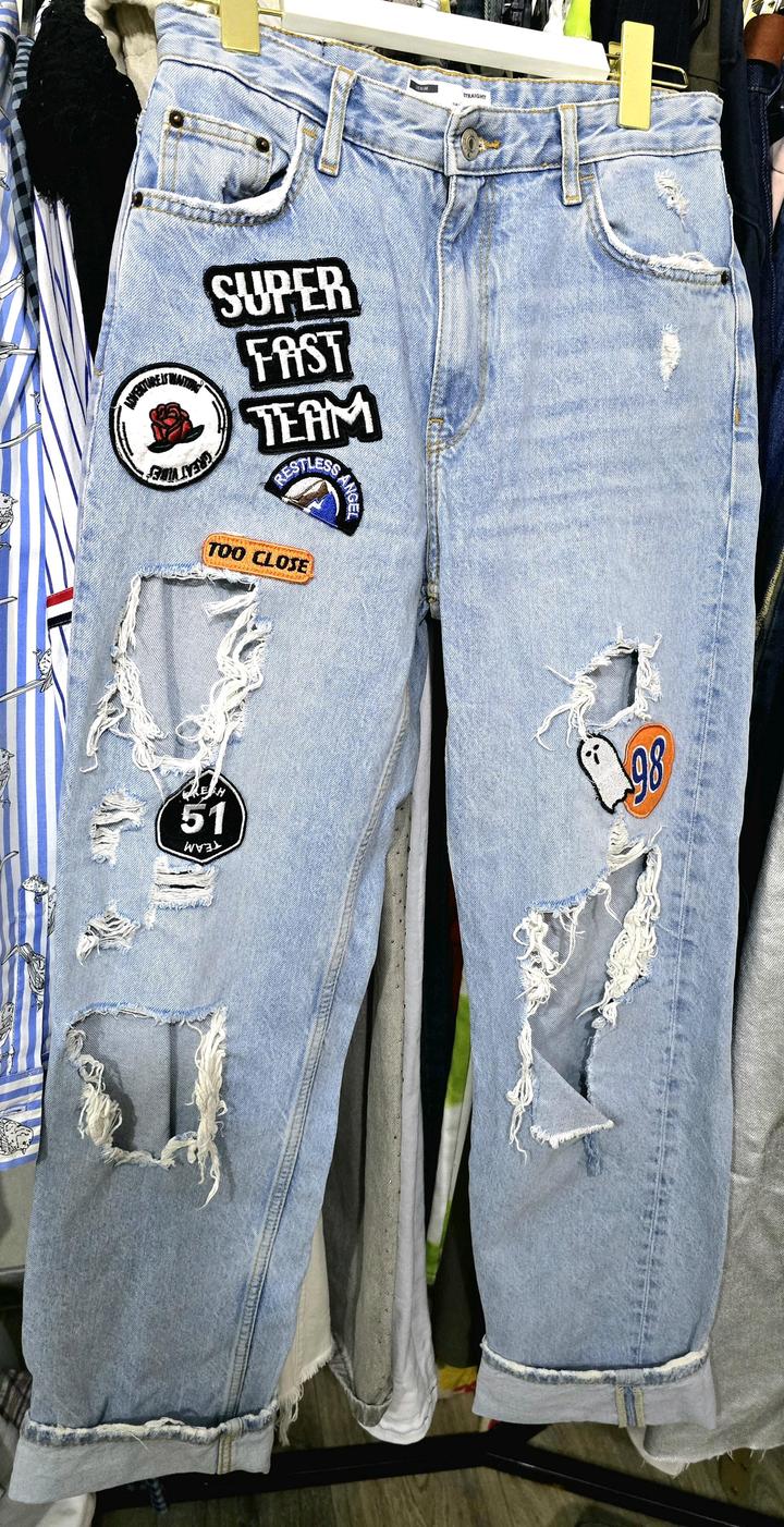 Джинсы Bershka