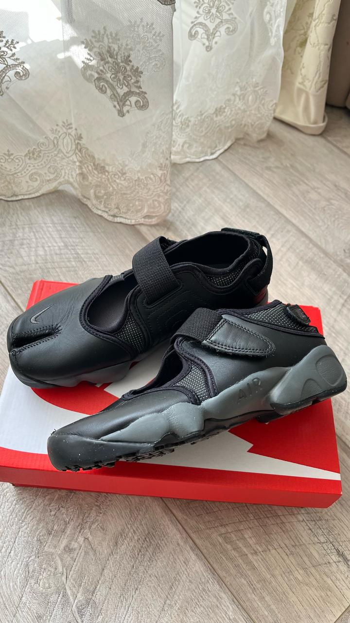 Кроссовки Nike Air Rift