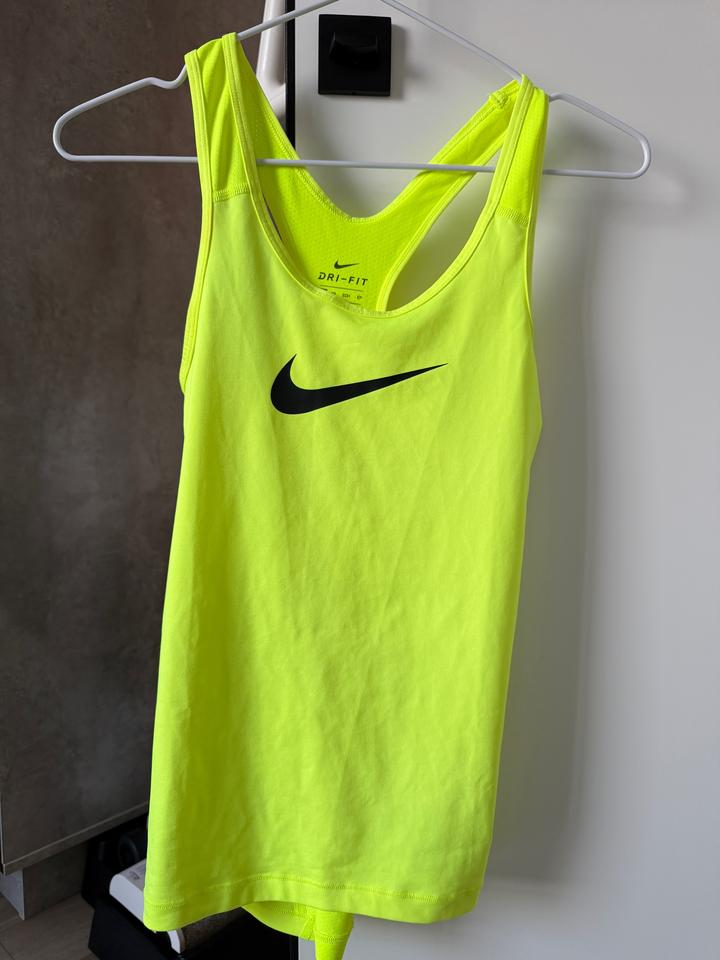 Nike