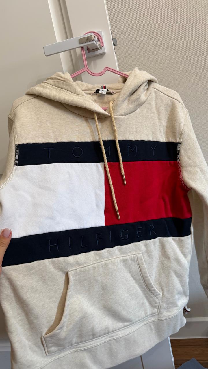 Tommy Hilfiger