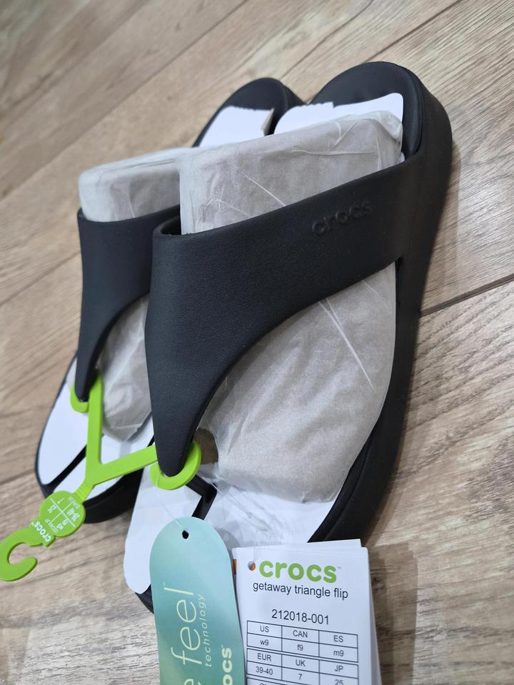Crocs