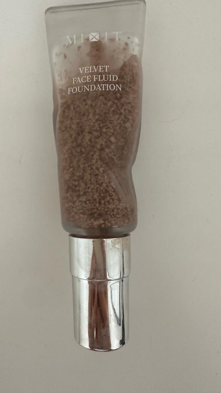 Тональный крем MIXIT Velvet Face Fluid Foundation
