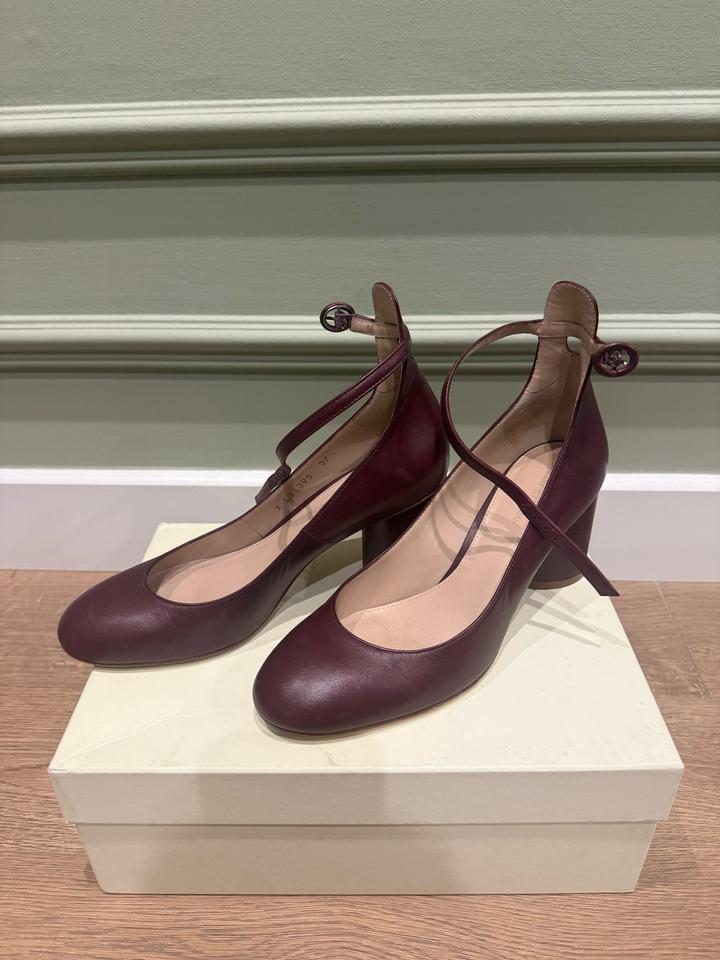 Stuart Weitzman
