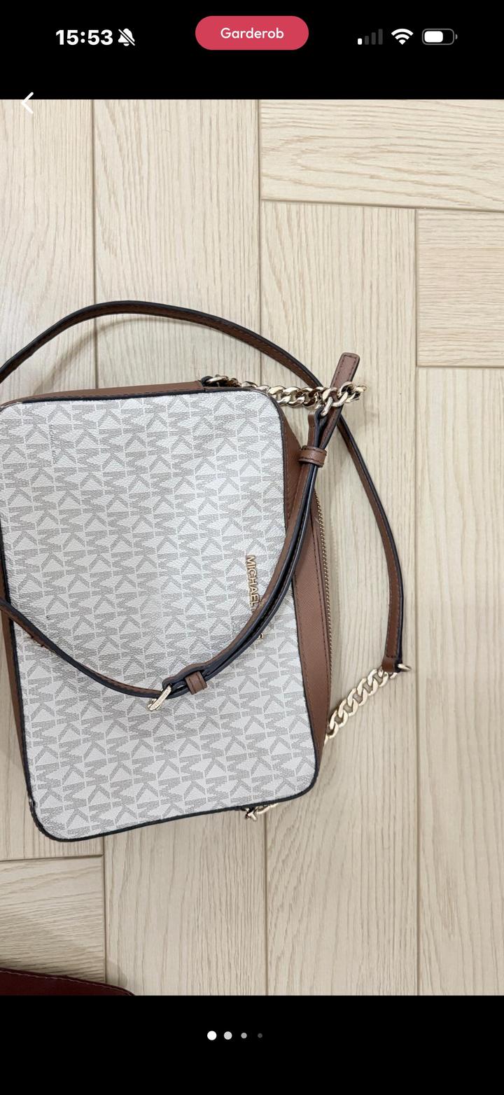 Сумка кроссбоди Michael Kors