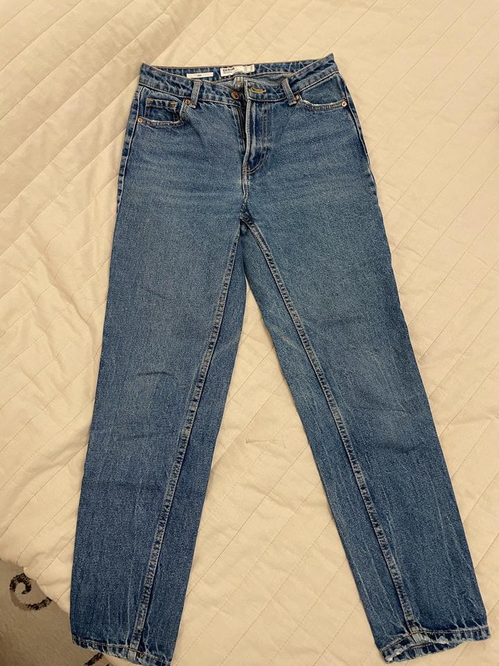 Джинсы Bershka mom fit