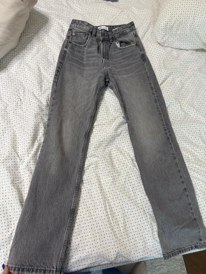 Джинсы ZARA