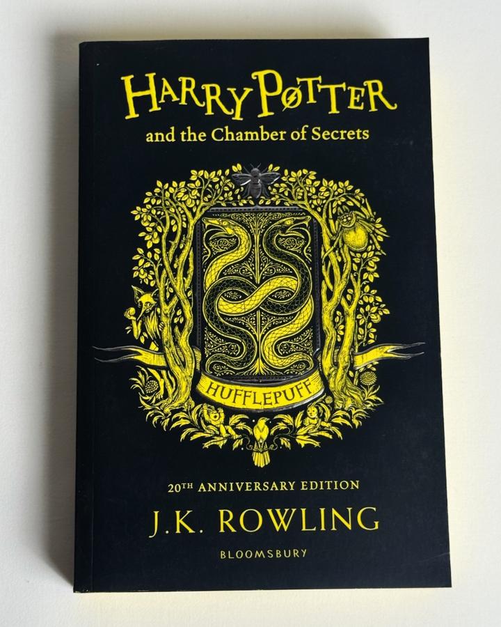 Harry Potter and the Chamber of Secrets (Hufflepuff Edition — 20th Anniversary)