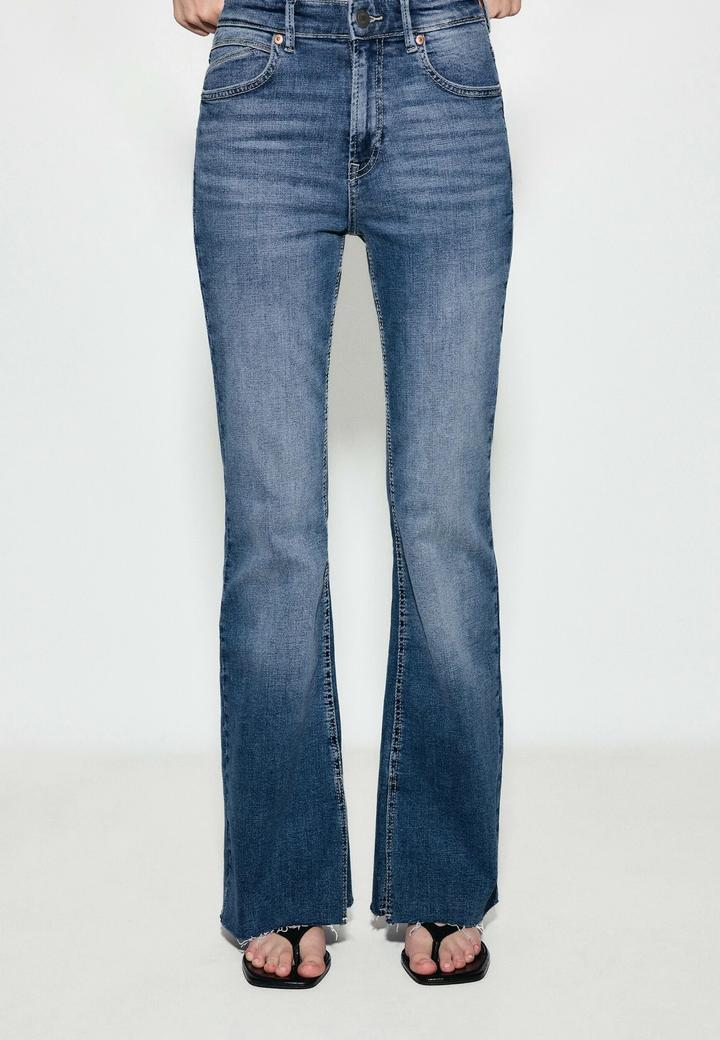 Джинсы ZARA клеш