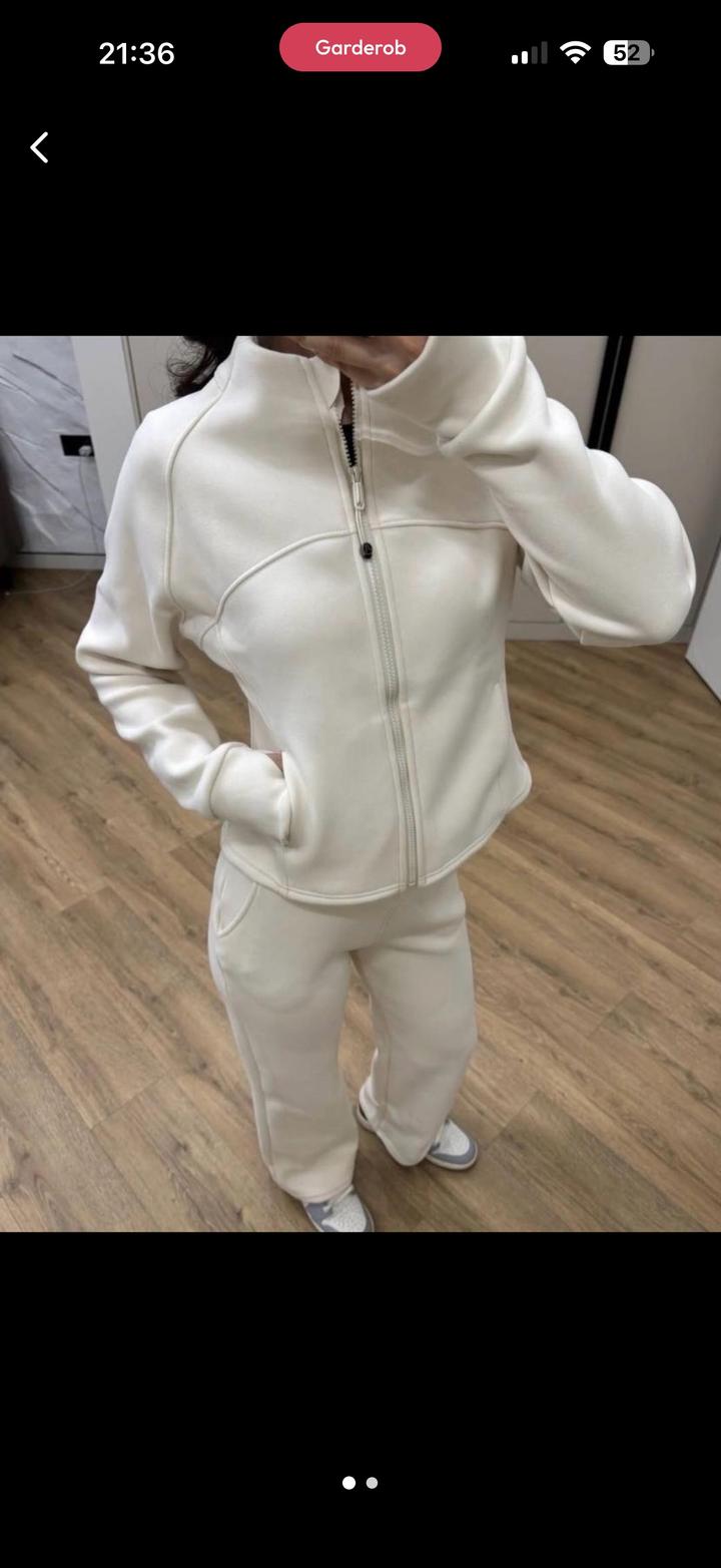 Спортивный костюм