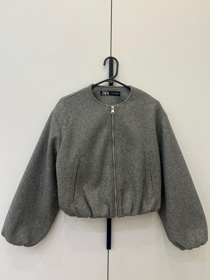 Бомбер ZARA