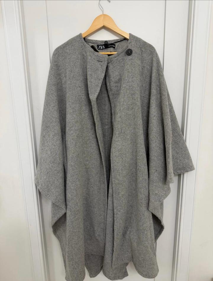 ZARA пончо , с шарфом. Альпака
