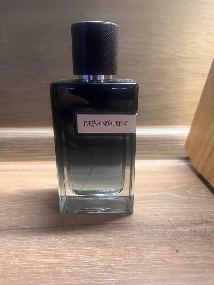 Yves Saint Laurent
