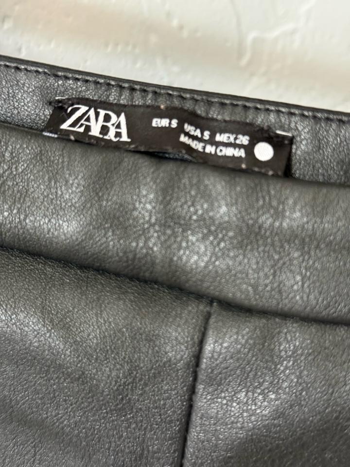 Брюки ZARA из экокожи