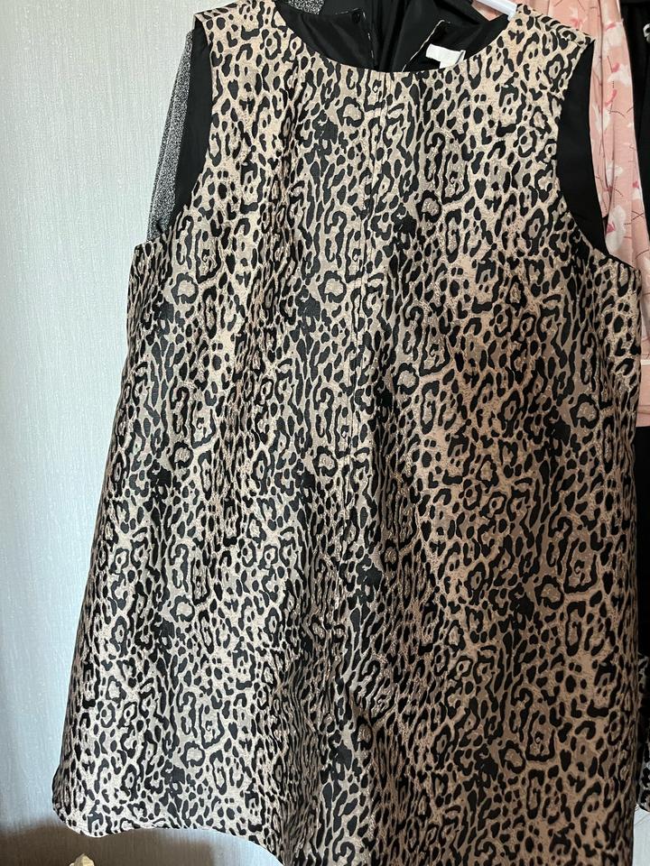 Платье H&M