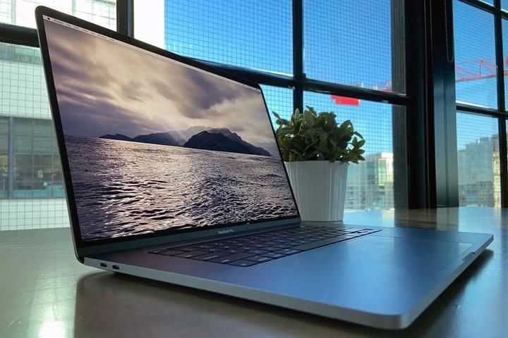 Macbook