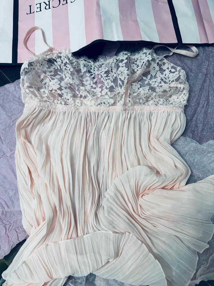 Victoria's Secret