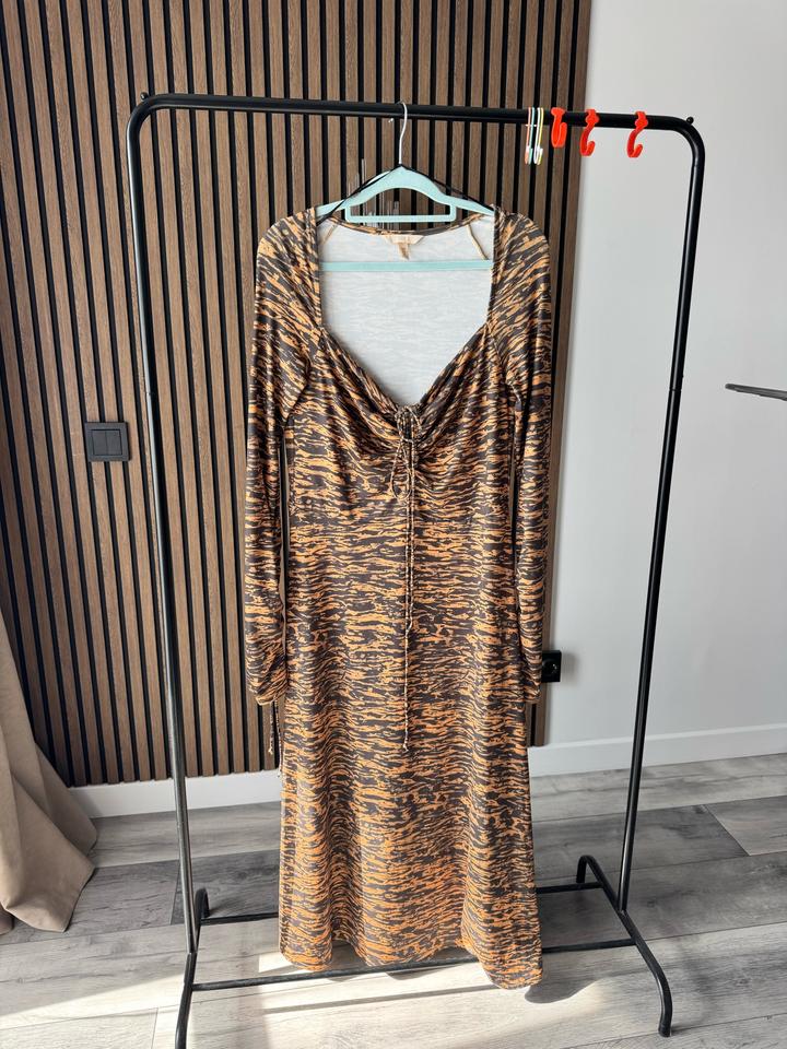 Платье H&M