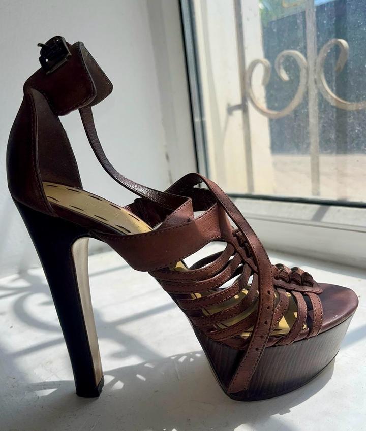 Nine West