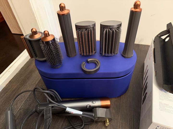 Dyson