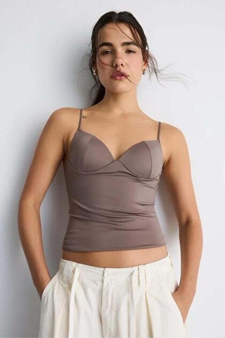 Топ Stradivarius