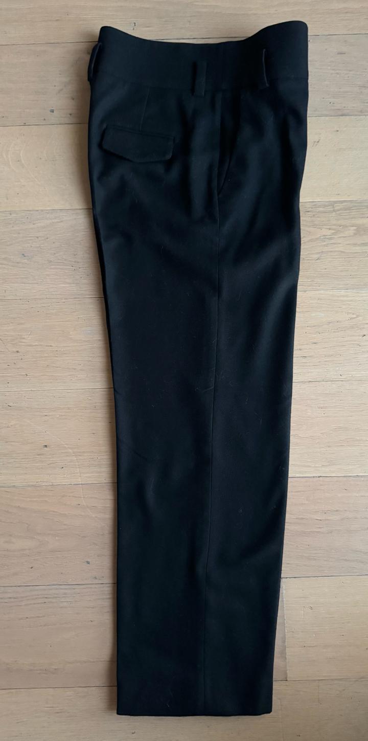 Черные шерстяные брюки Massimo Dutti