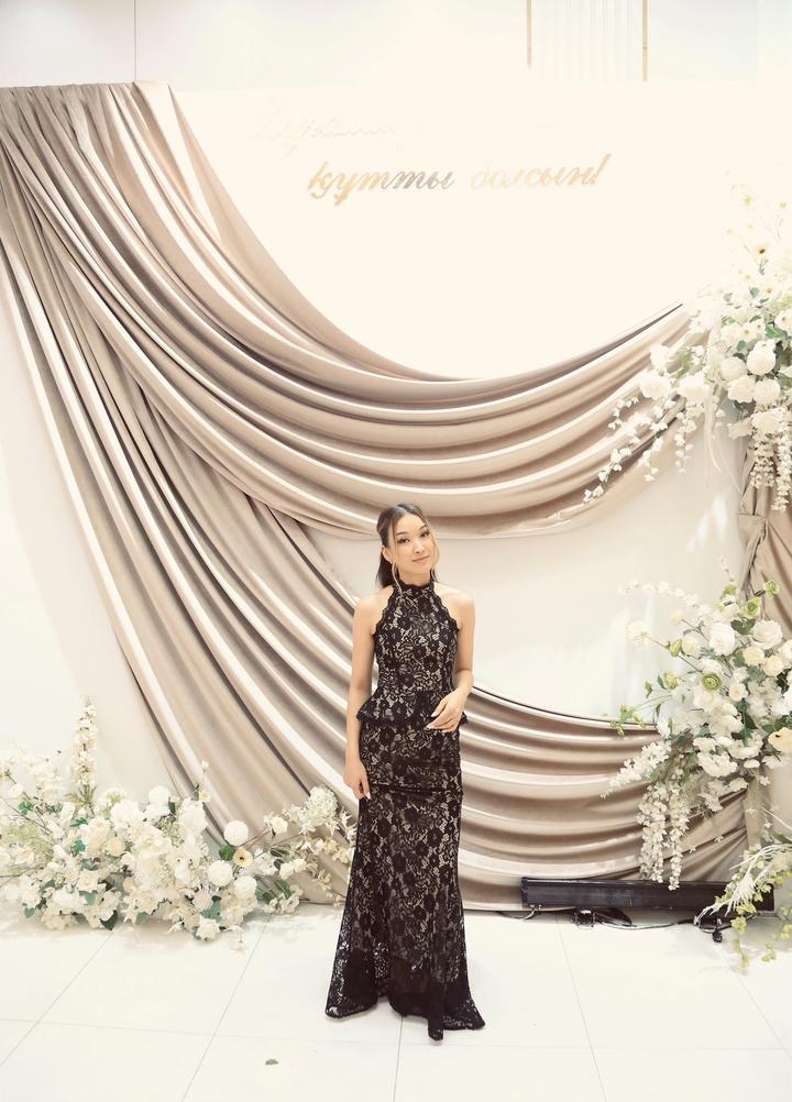 Черное платье от Omir collection
