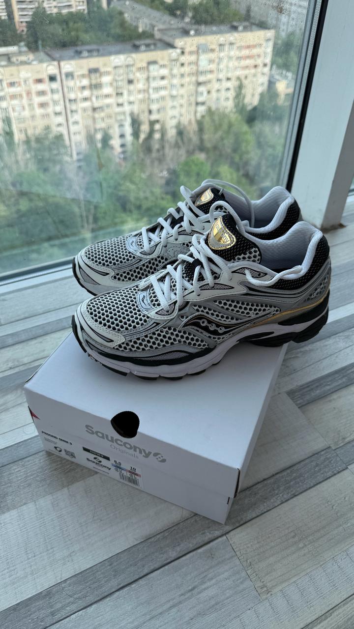 Saucony PROGRID OMNI 9 (26,5cm)