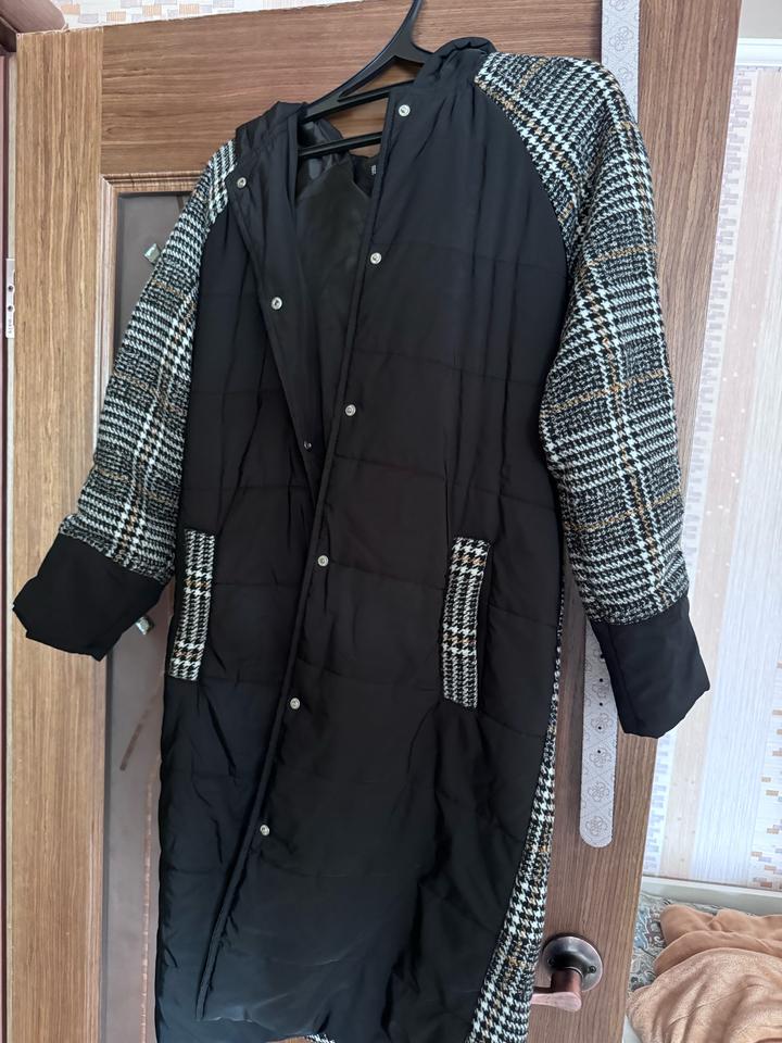 Robin Продам пальто пуховик на весну