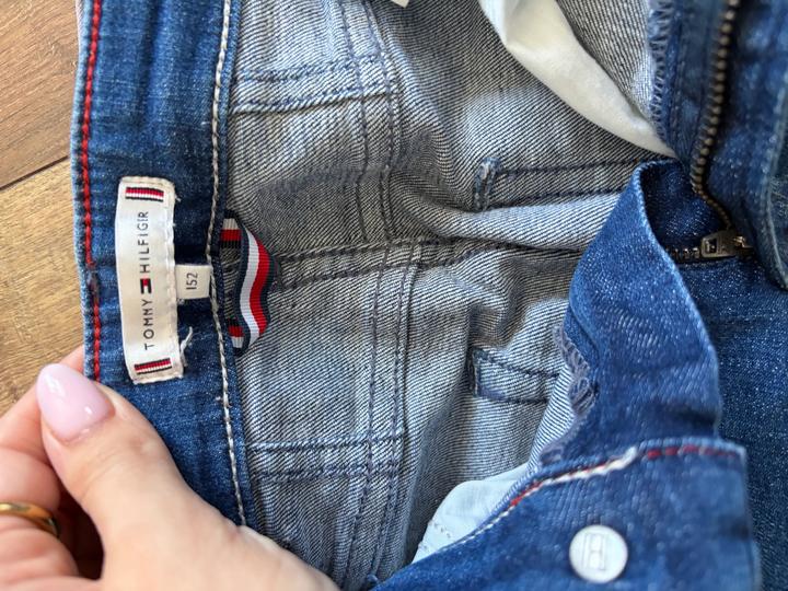 Tommy Hilfiger