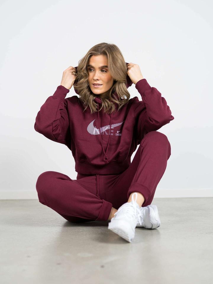 Спортивный костюм Nike xs
