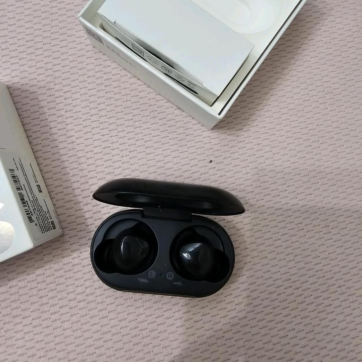 Samsung Наушники