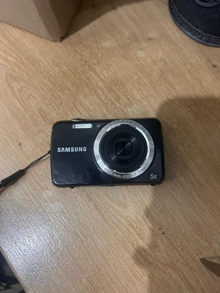Samsung с 5-кратным оптическим зумом