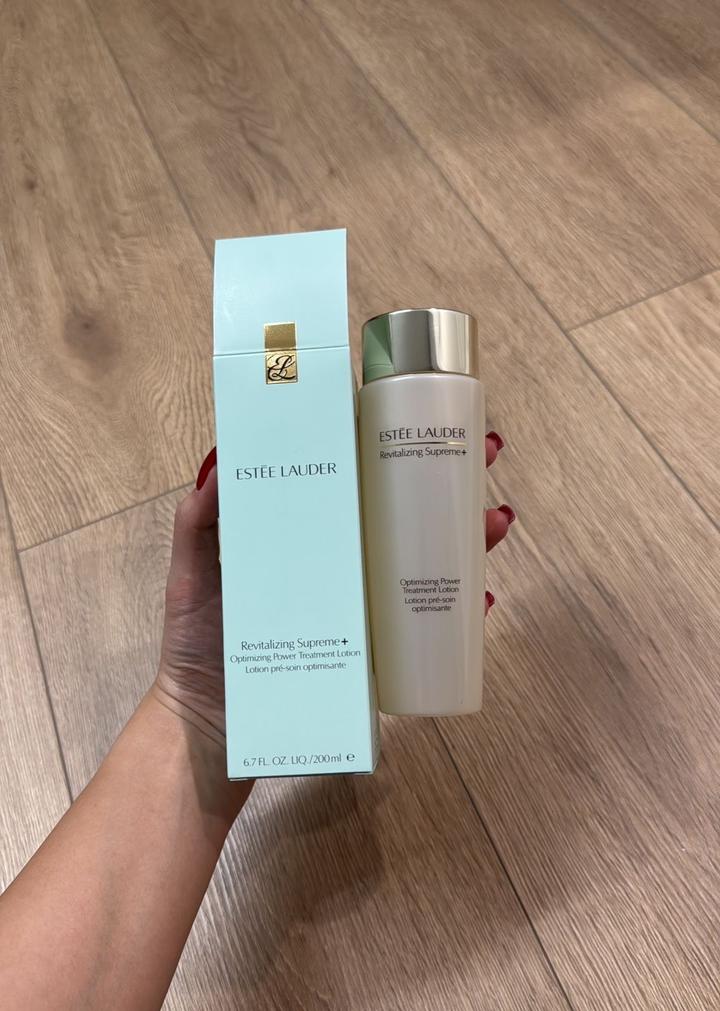 Estée Lauder