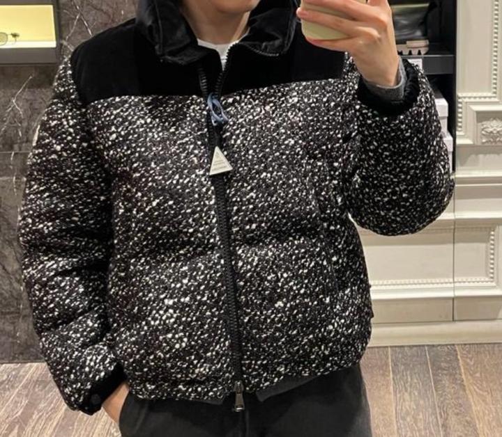 Пуховик Moncler